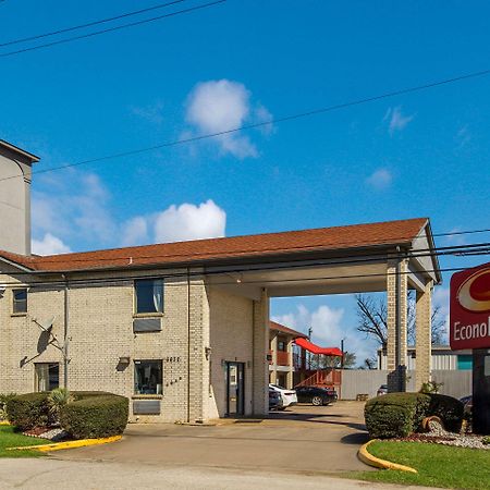 Econo Lodge Houston Brookhollow Buitenkant foto