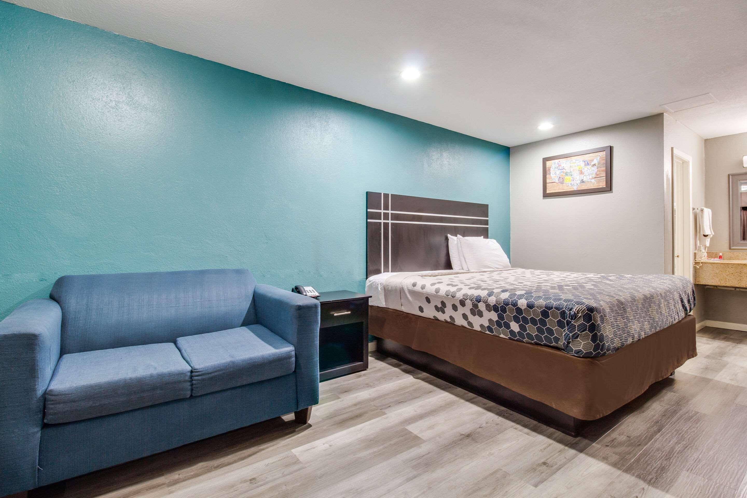 Econo Lodge Houston Brookhollow Buitenkant foto