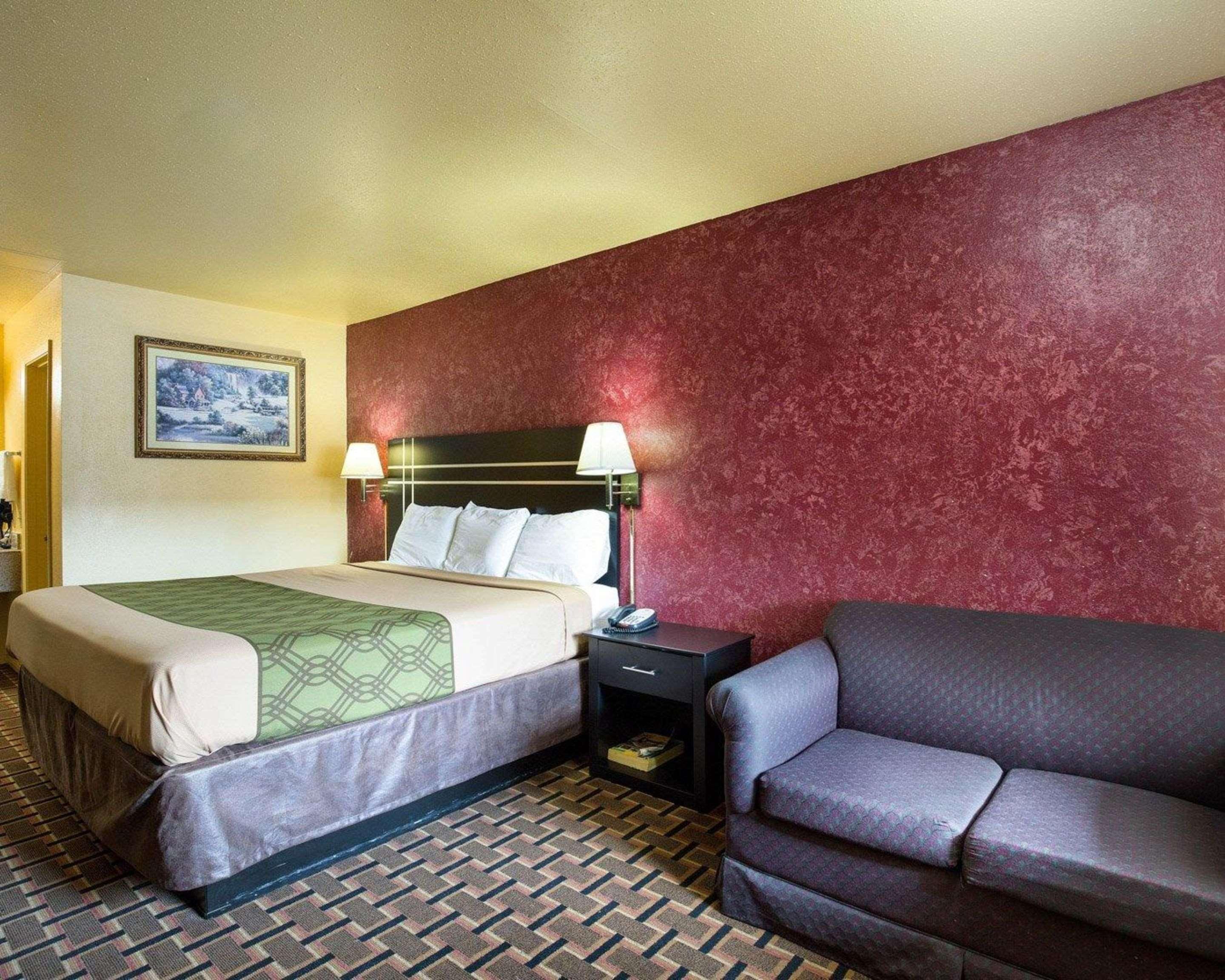 Econo Lodge Houston Brookhollow Buitenkant foto