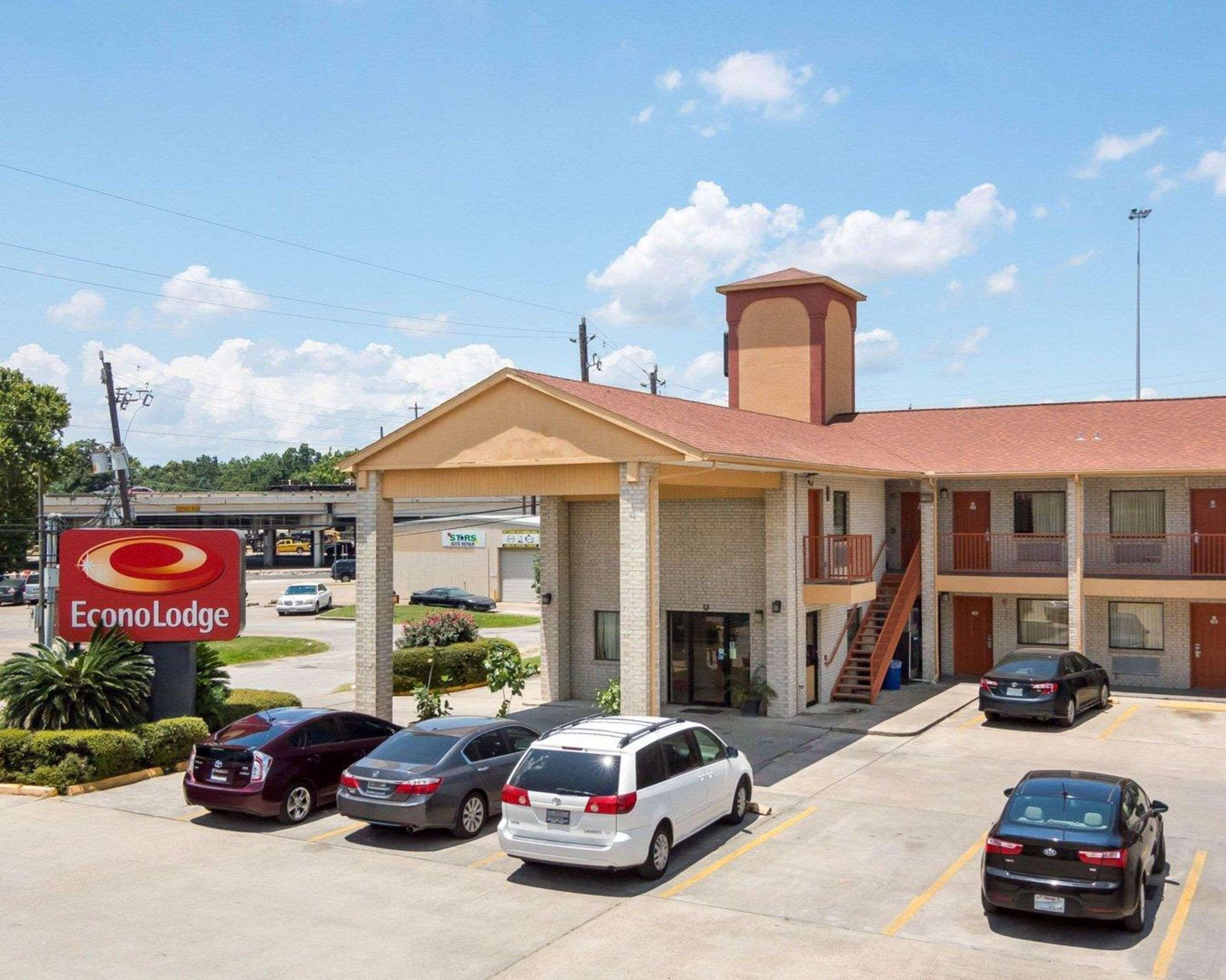 Econo Lodge Houston Brookhollow Buitenkant foto