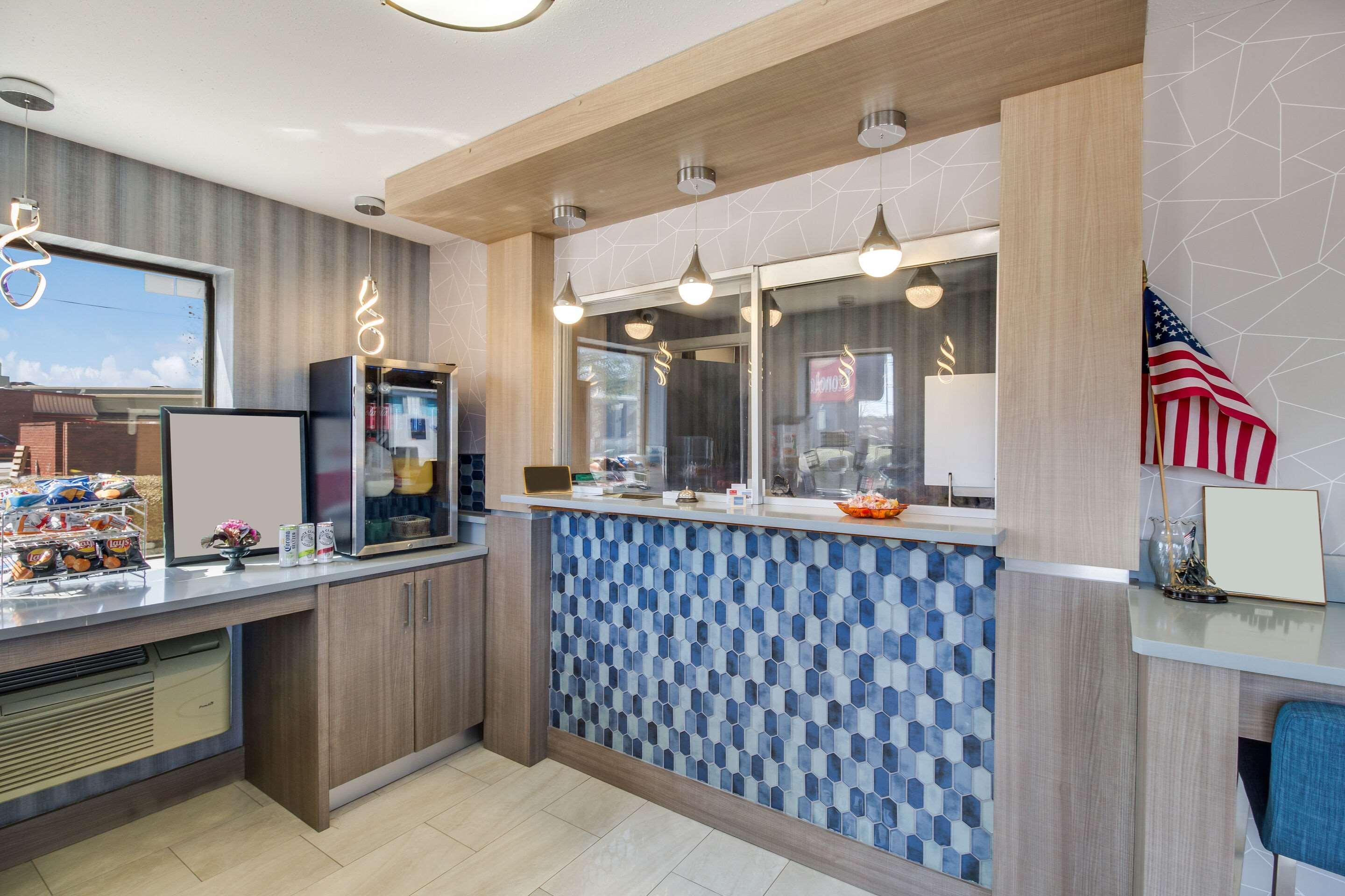 Econo Lodge Houston Brookhollow Buitenkant foto