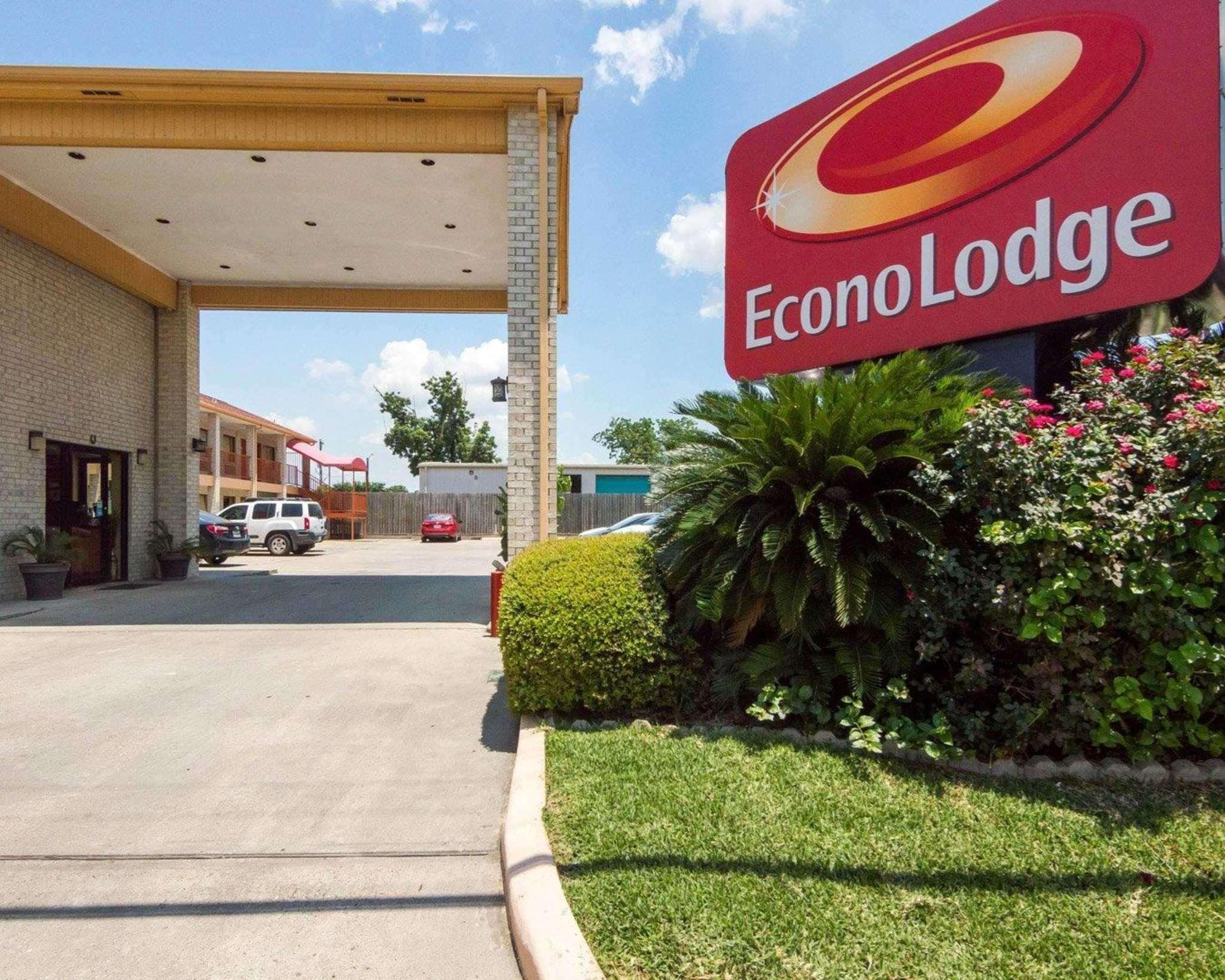 Econo Lodge Houston Brookhollow Buitenkant foto