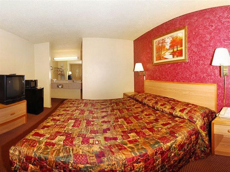 Econo Lodge Houston Brookhollow Buitenkant foto
